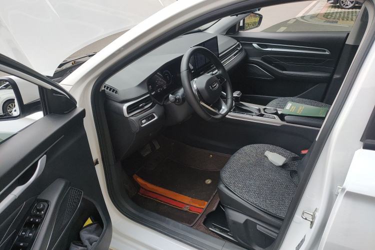 Used Geely Auto Emgrand 2023 4th Generation Champion Edition 1.5L CVT Luxury Model Driver Seat