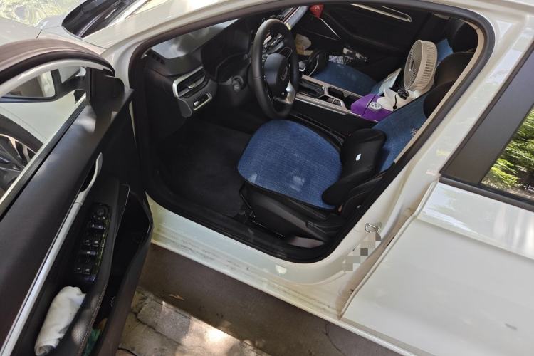 Used Geely Auto Emgrand 2023 4th Generation Champion Edition 1.5L CVT Luxury Model Driver Seat