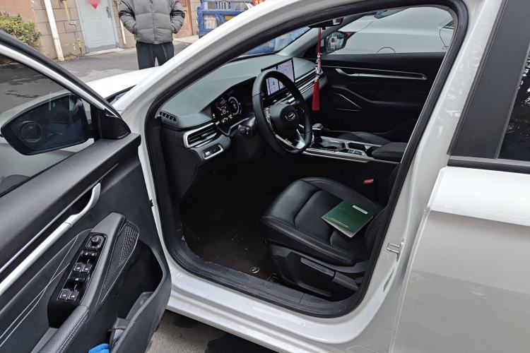 Used Geely Auto Emgrand 2023 4th Generation Champion Edition 1.5L CVT Luxury Model Driver Seat