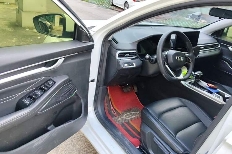Used Geely Auto Emgrand 2023 4th Generation Champion Edition 1.5L CVT Luxury Model Driver Seat