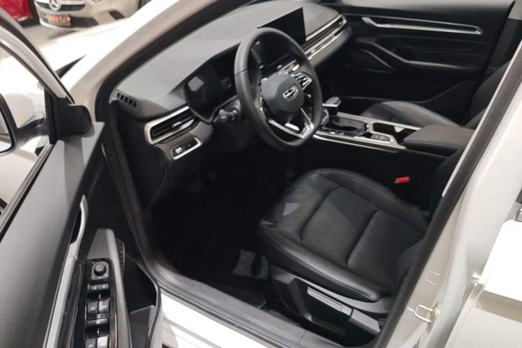 Used Geely Auto Emgrand 2023 4th Generation Champion Edition 1.5L CVT Prestige Model Driver Seat