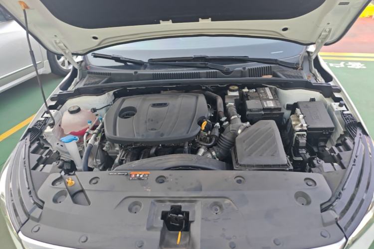 Used Geely Auto Emgrand 2023 4th Generation Champion Edition 1.5L CVT Prestige Model Engine Bay