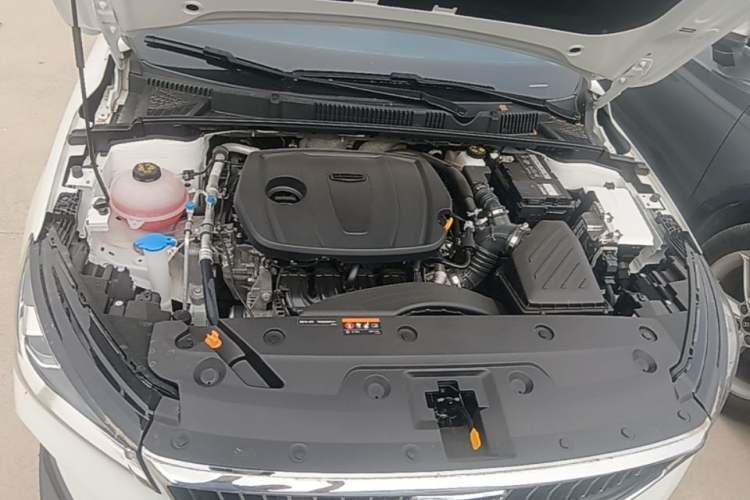 Used Geely Auto Emgrand 2023 4th Generation Champion Edition 1.5L CVT Luxury Model Engine Bay