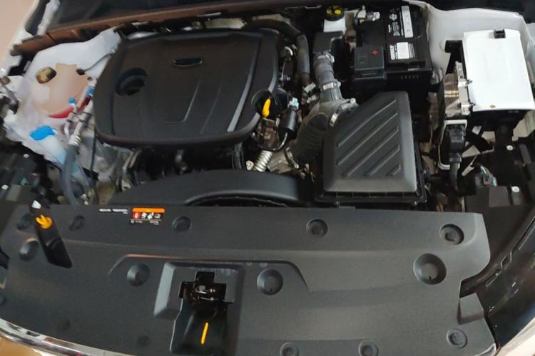 Used Geely Auto Emgrand 2023 4th Generation Champion Edition 1.5L CVT Luxury Model Engine Bay