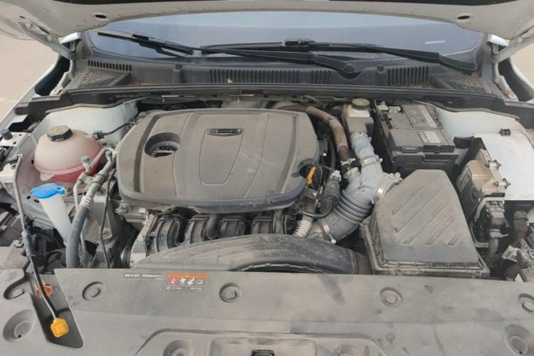 Used Geely Auto Emgrand 2023 4th Generation Champion Edition 1.5L CVT Luxury Model Engine Bay