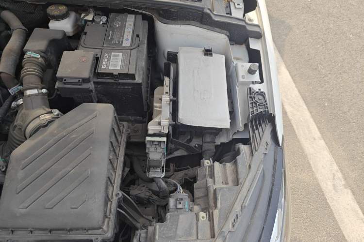 Used Geely Auto Emgrand 2023 4th Generation Champion Edition 1.5L CVT Prestige Model Engine Bay Left