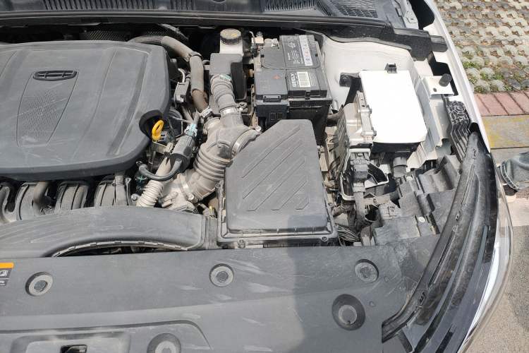 Used Geely Auto Emgrand 2023 4th Generation Champion Edition 1.5L CVT Luxury Model Engine Bay Left