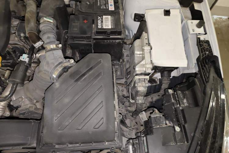 Used Geely Auto Emgrand 2023 4th Generation Champion Edition 1.5L CVT Prestige Model Engine Bay Left
