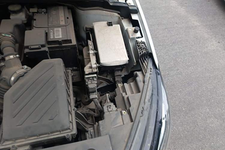 Used Geely Auto Emgrand 2023 4th Generation Champion Edition 1.5L CVT Prestige Model Engine Bay Left