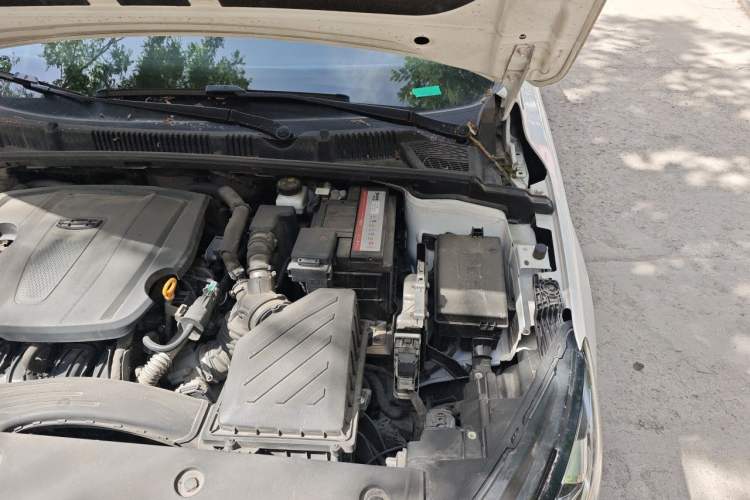 Used Geely Auto Emgrand 2023 4th Generation Champion Edition 1.5L Manual Luxury Model Engine Bay Left