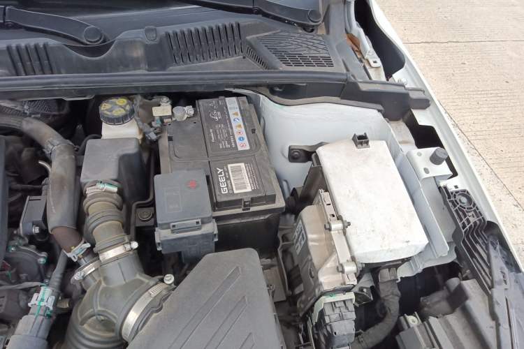 Used Geely Auto Emgrand 2023 4th Generation Champion Edition 1.5L CVT Luxury Model Engine Bay Left