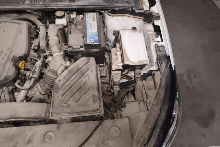 Used Geely Auto Emgrand 2023 4th Generation Champion Edition 1.5L CVT Luxury Model Engine Bay Left