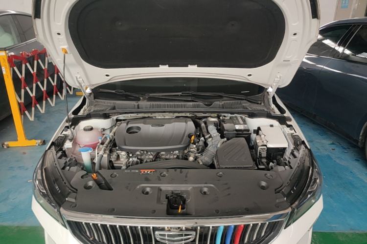 Used Geely Auto Emgrand 2023 4th Generation Champion Edition 1.5L Manual Luxury Model Engine Bay