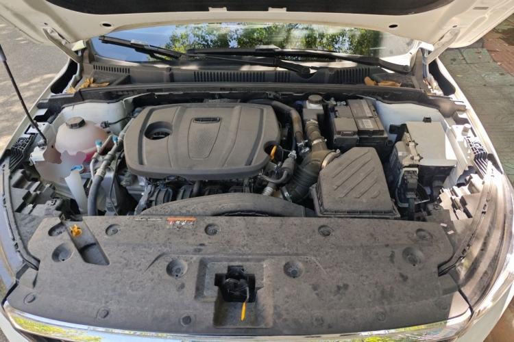 Used Geely Auto Emgrand 2023 4th Generation Champion Edition 1.5L CVT Prestige Model Engine Bay