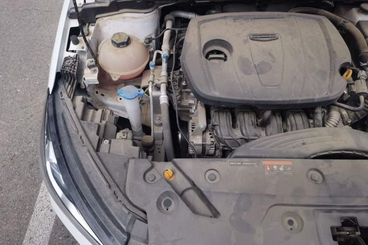 Used Geely Auto Emgrand 2023 4th Generation Champion Edition 1.5L CVT Luxury Model Engine Bay Right