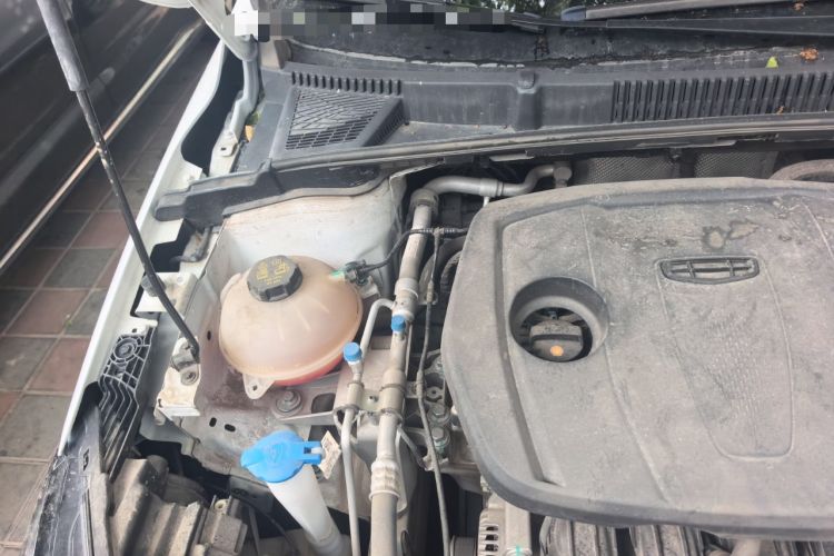 Used Geely Auto Emgrand 2023 4th Generation Champion Edition 1.5L Manual Luxury Model Engine Bay Right