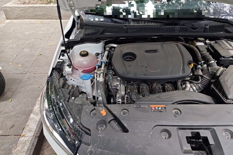 Used Geely Auto Emgrand 2023 4th Generation Champion Edition 1.5L Manual Luxury Model Engine Bay Right