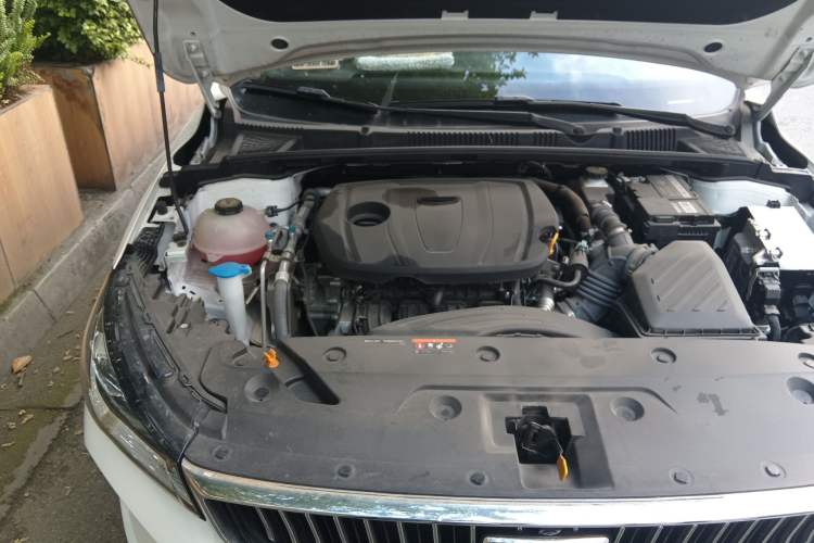 Used Geely Auto Emgrand 2023 4th Generation Champion Edition 1.5L CVT Prestige Model Engine Bay Right