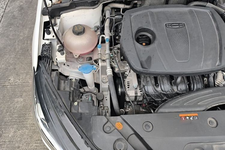 Used Geely Auto Emgrand 2023 4th Generation Champion Edition 1.5L CVT Prestige Model Engine Bay Right