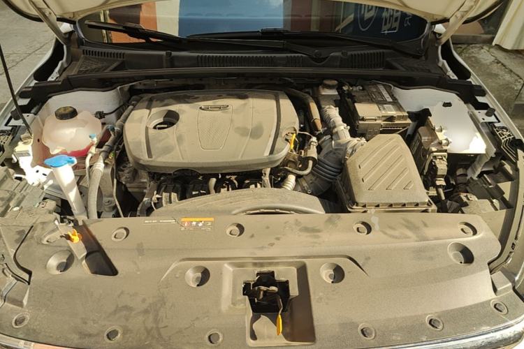 Used Geely Auto Emgrand 2023 4th Generation Champion Edition 1.5L Manual Luxury Model Engine Bay