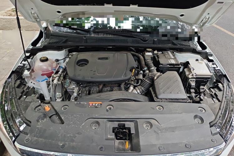 Used Geely Auto Emgrand 2023 4th Generation Champion Edition 1.5L Manual Luxury Model Engine Bay