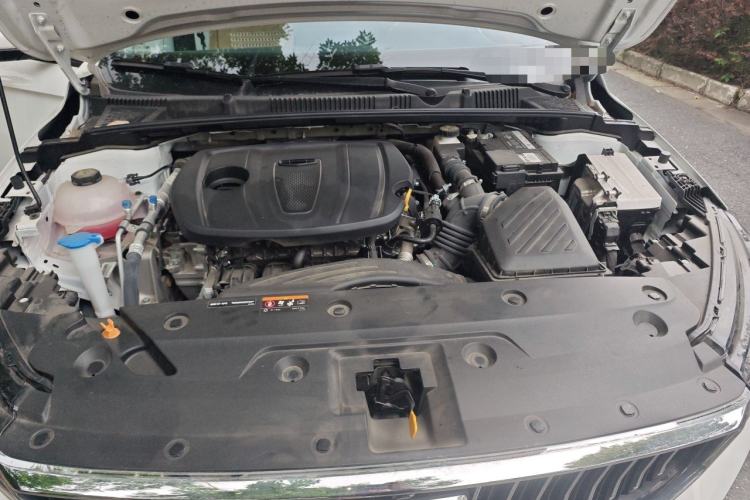 Used Geely Auto Emgrand 2023 4th Generation Champion Edition 1.5L CVT Luxury Model Engine Bay