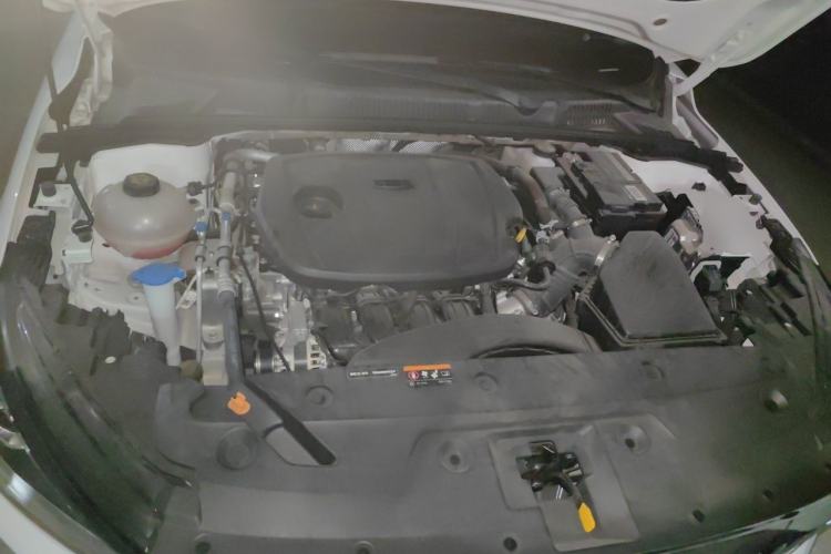 Used Geely Auto Emgrand 2023 4th Generation Champion Edition 1.5L Manual Luxury Model Engine Bay