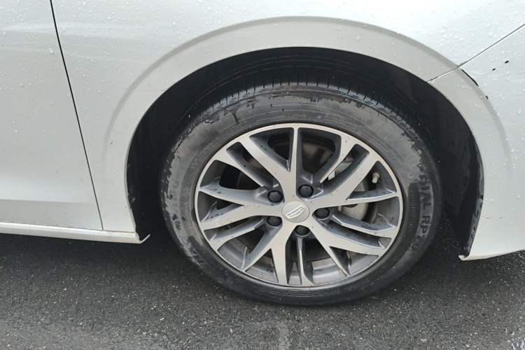 Used Geely Auto Emgrand 2023 4th Generation Champion Edition 1.5L CVT Luxury Model Exterior 1