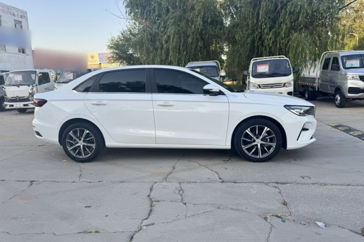 Used Geely Auto Emgrand 2023 4th Generation Champion Edition 1.5L CVT Prestige Model Exterior 2