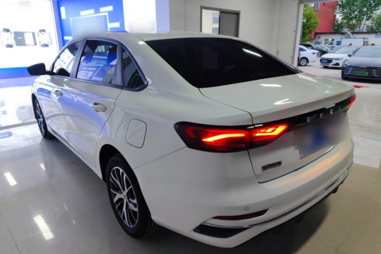 Used Geely Auto Emgrand 2023 4th Generation Champion Edition 1.5L CVT Luxury Model Exterior 2
