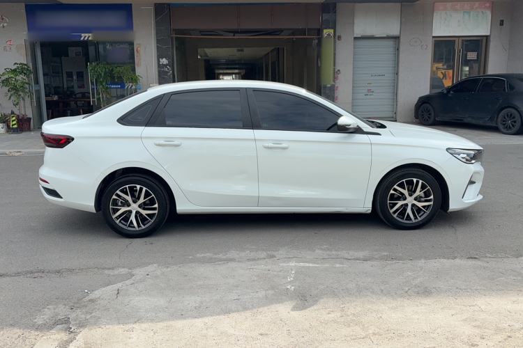 Used Geely Auto Emgrand 2023 4th Generation Champion Edition 1.5L CVT Luxury Model Exterior 2