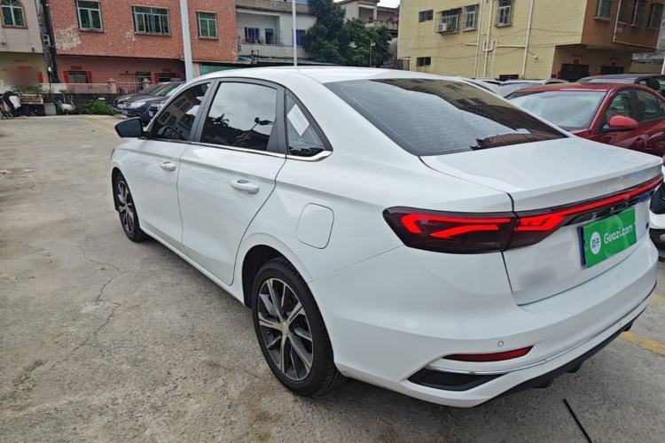 Used Geely Auto Emgrand 2023 4th Generation Champion Edition 1.5L CVT Prestige Model Exterior 2