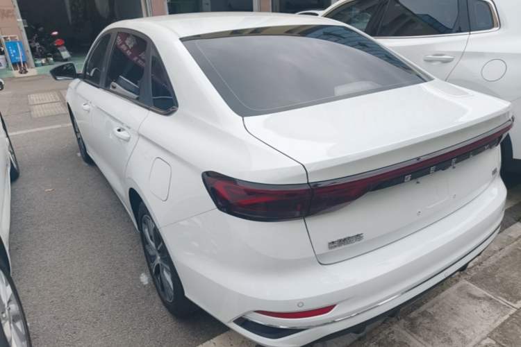 Used Geely Auto Emgrand 2023 4th Generation Champion Edition 1.5L CVT Prestige Model Exterior 2