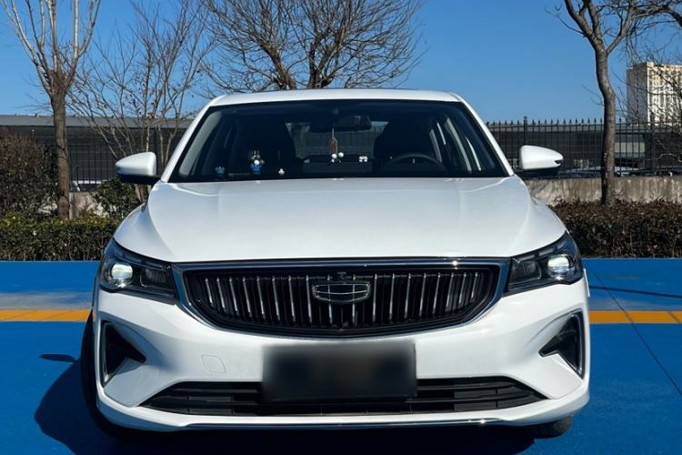 Used Geely Auto Emgrand 2023 4th Generation Champion Edition 1.5L CVT Prestige Model Exterior 3