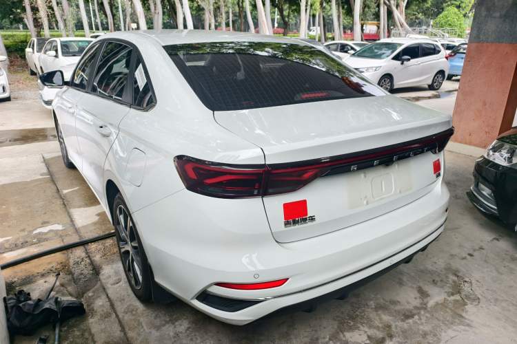 Used Geely Auto Emgrand 2023 4th Generation Champion Edition 1.5L CVT Prestige Model Exterior 3