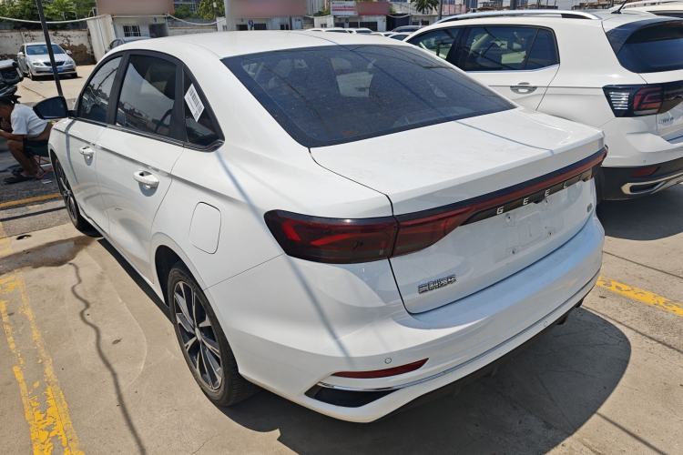 Used Geely Auto Emgrand 2023 4th Generation Champion Edition 1.5L CVT Flagship Model Exterior 3