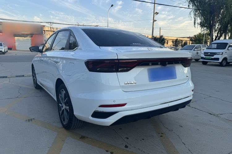 Used Geely Auto Emgrand 2023 4th Generation Champion Edition 1.5L CVT Prestige Model Exterior 3
