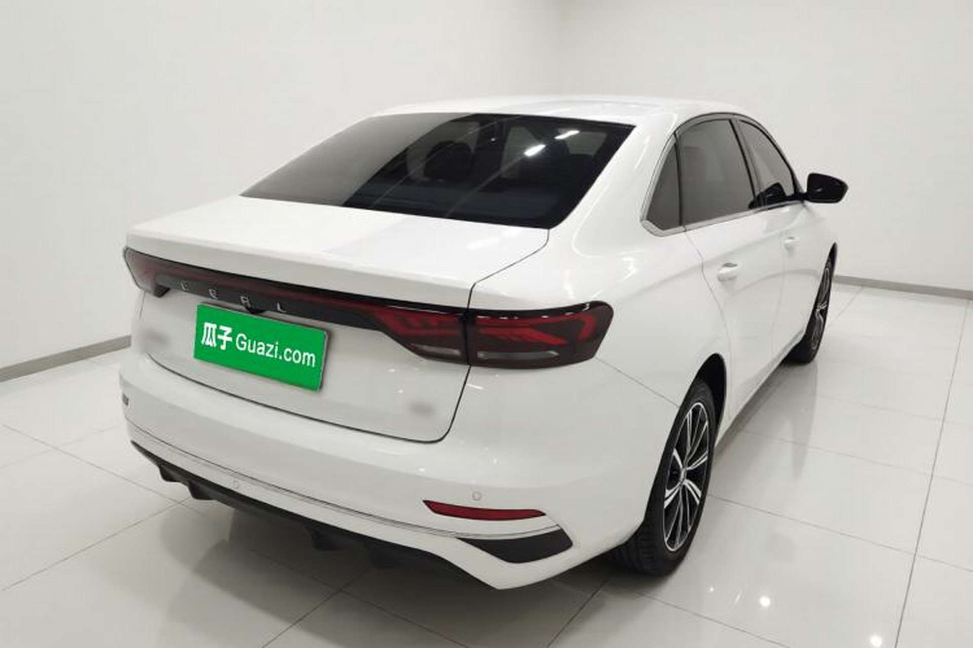 Used Geely Auto Emgrand 2023 4th Generation Champion Edition 1.5L CVT Prestige Model Exterior 3
