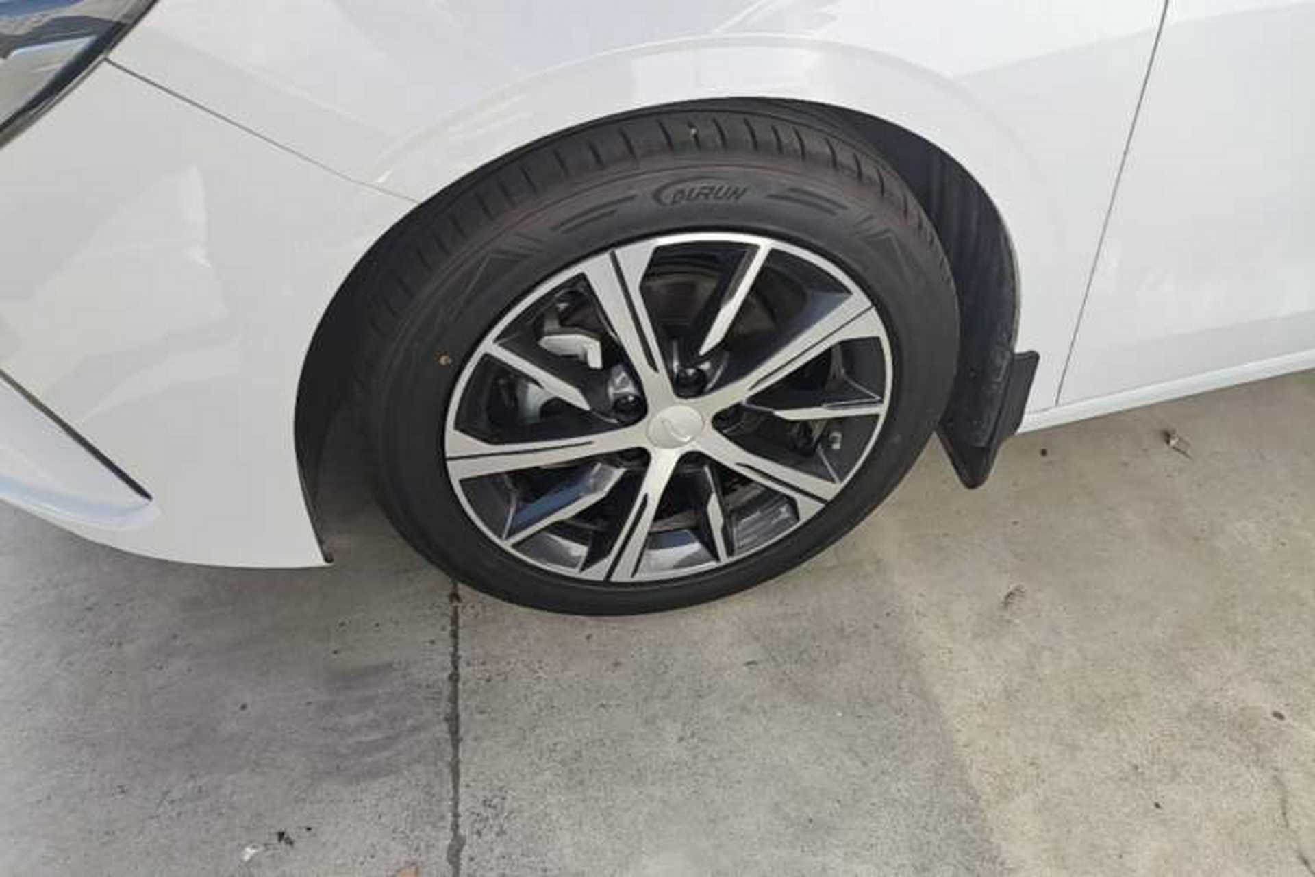 Used Geely Auto Emgrand 2023 4th Generation Champion Edition 1.5L CVT Prestige Model Exterior 4