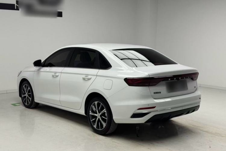 Used Geely Auto Emgrand 2023 4th Generation Champion Edition 1.5L CVT Prestige Model Exterior 4