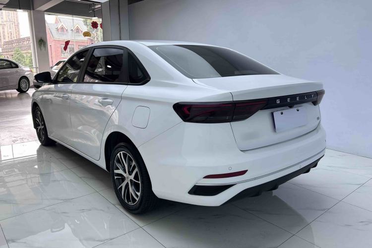 Used Geely Auto Emgrand 2023 4th Generation Champion Edition 1.5L CVT Luxury Model Exterior 4