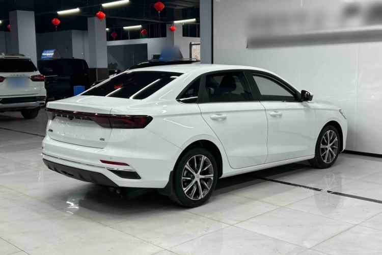 Used Geely Auto Emgrand 2023 4th Generation Champion Edition 1.5L CVT Prestige Model Exterior 4