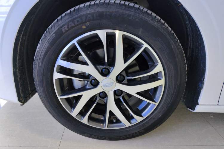 Used Geely Auto Emgrand 2023 4th Generation Champion Edition 1.5L CVT Luxury Model Exterior 4