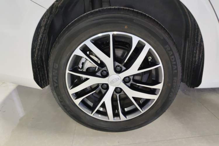 Used Geely Auto Emgrand 2023 4th Generation Champion Edition 1.5L CVT Luxury Model Exterior 5