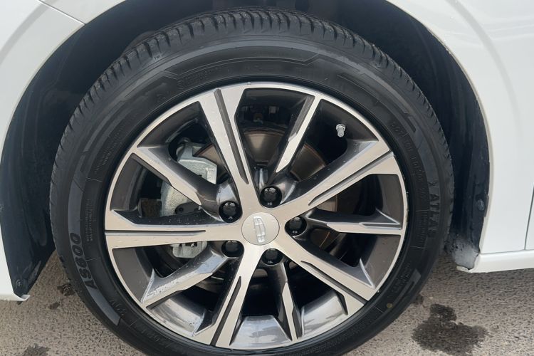 Used Geely Auto Emgrand 2023 4th Generation Champion Edition 1.5L CVT Prestige Model Exterior 6