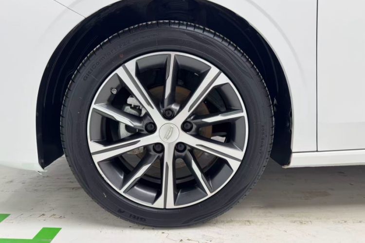 Used Geely Auto Emgrand 2023 4th Generation Champion Edition 1.5L CVT Prestige Model Exterior 7