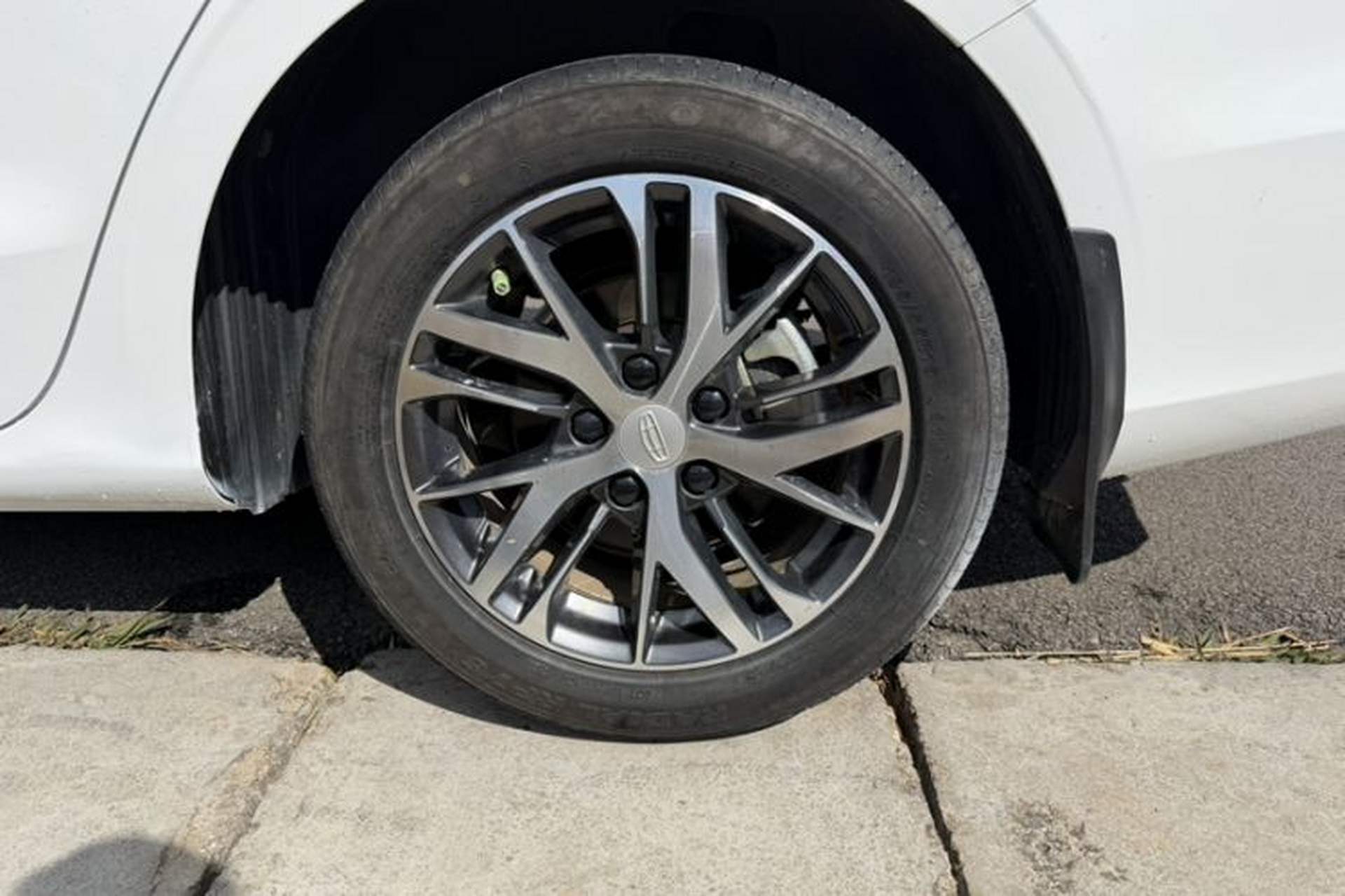 Used Geely Auto Emgrand 2023 4th Generation Champion Edition 1.5L CVT Luxury Model Exterior 7