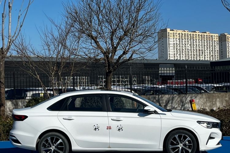 Used Geely Auto Emgrand 2023 4th Generation Champion Edition 1.5L CVT Prestige Model Exterior 8