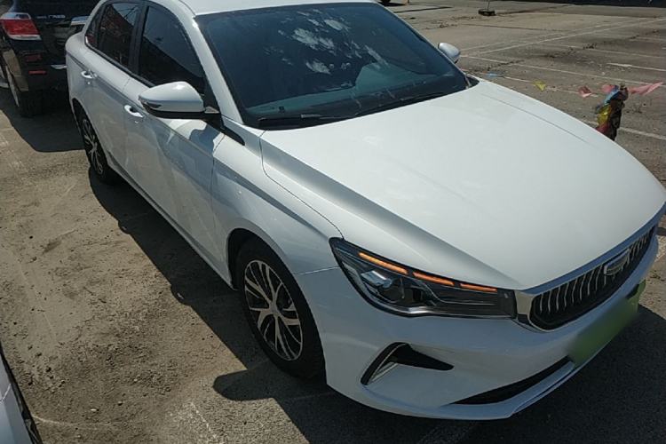 Used Geely Auto Emgrand 2023 4th Generation Champion Edition 1.5L CVT Luxury Model Front Right 45 Deg