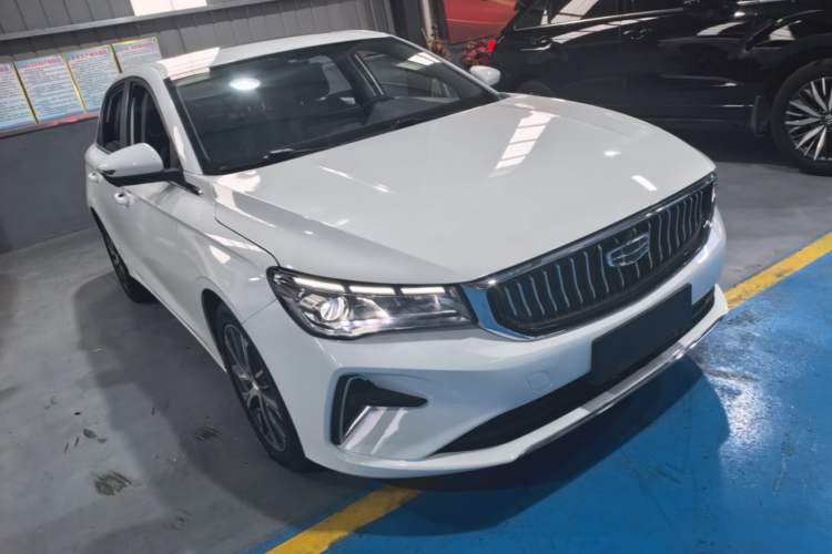 Used Geely Auto Emgrand 2023 4th Generation Champion Edition 1.5L CVT Prestige Model Front Right 45 Deg